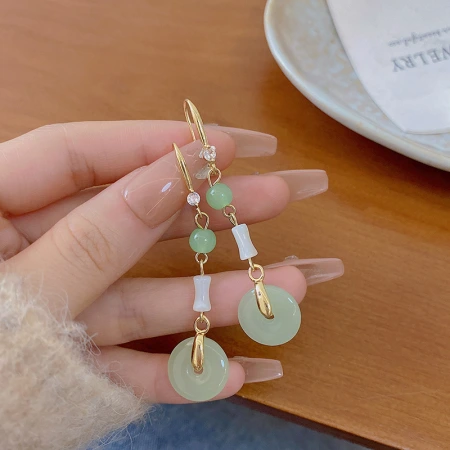 New Chinese-style retro imitation chalcedony tassel earrings, versatile for women's charm, long ear hook style earrings, popular and personalized earrings New Chinese-style retro imitation chalcedony tassel earrings, versatile for women's charm, long ear hook style earrings, popular and personalized earrings